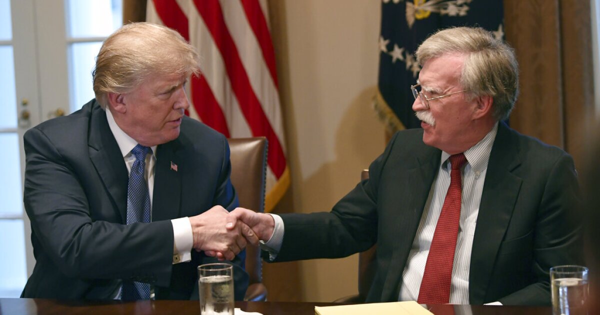 Bolton believes Trump's non-answer on Ukraine war outcome 'warm's Putin's heart'